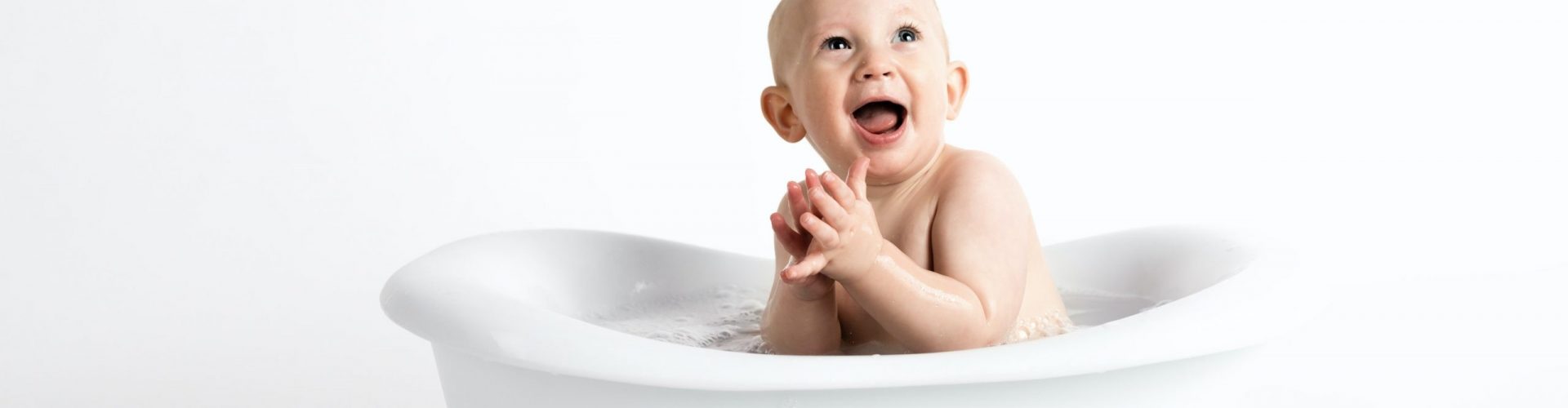 Un Nouveau Pas, accompagnement à la parentalité Vannes⎮le bain